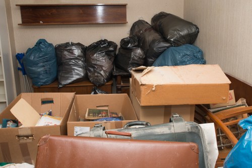 Eco-friendly disposal and recycling during home clearance